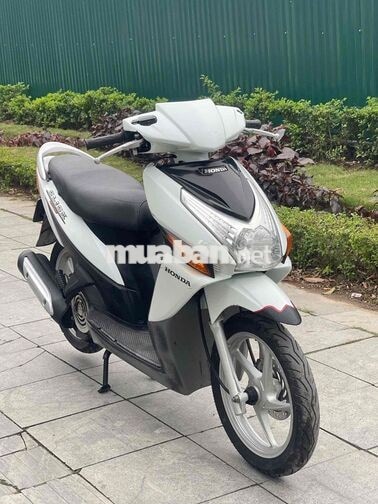 HONDA CLICK MÀU TRẮNG đẹp như mới