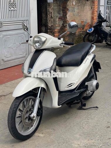 Piaggio Liberty màu trắng xe đẹp như mới