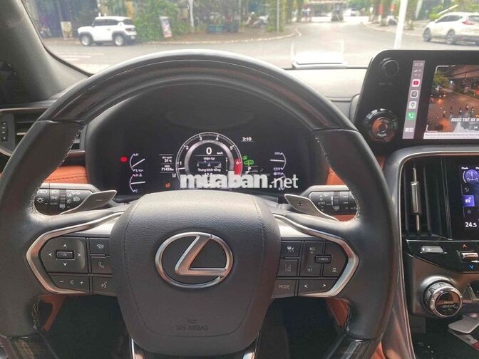 Lexus LX 600 2024 VIP Bạc