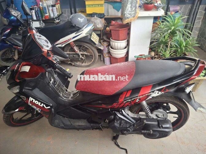 YAMAHA NOUVO 4 135CC ĐỎ ĐEN