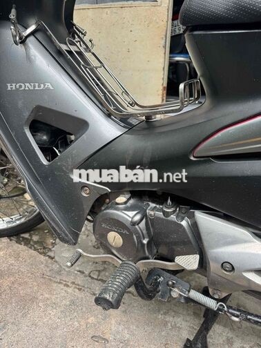 Honda Wave S 100cc màu Đỏ đen BSTP bao tranh chấp