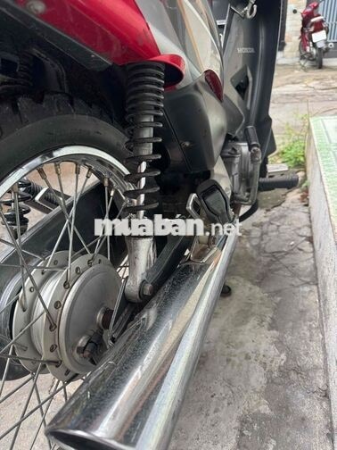 Honda Wave S 100cc màu Đỏ đen BSTP bao tranh chấp