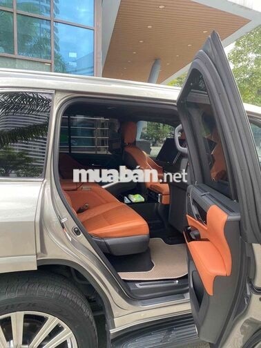 Lexus LX 600 2024 VIP Bạc