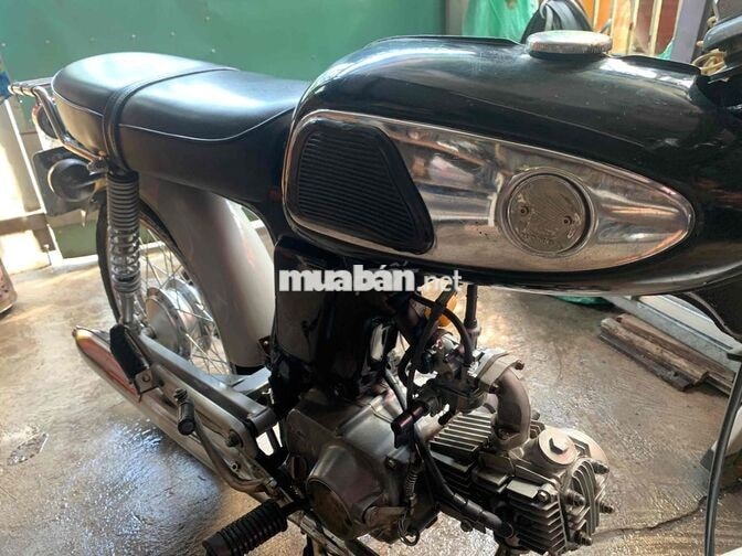 Xe máy Honda 67 SS50 màu Đen
