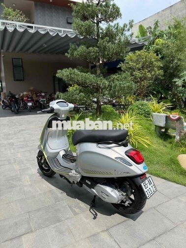 VESPA SPRINT TECH 2025 150CC Bạc Porsche rin lướt