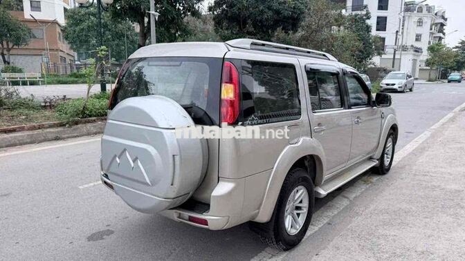 FORD EVEREST 2009 SỐ SÀN DẦU 7 CHỖ BẠC