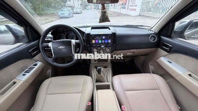 FORD EVEREST 2009 SỐ SÀN DẦU 7 CHỖ BẠC