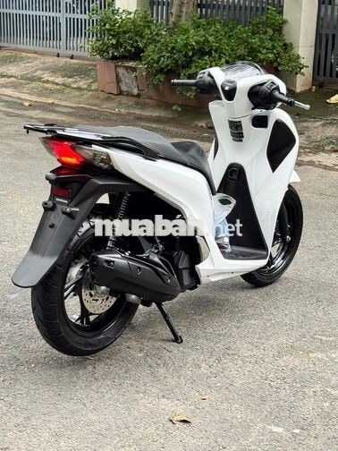 Honda SH 150i abs 2018 màu trắng đen spoty