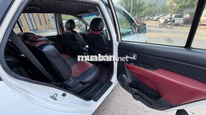 KIA CARENS 2009 SỐ SÀN 7 CHỖ MÀU TRẮNG