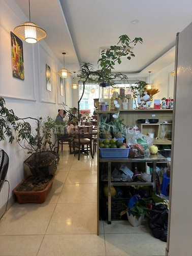 Nhà mặt phố Khâm Thiên kinh doanh đỉnh cao, Dt 83m2, 5t, mt 4.1m.