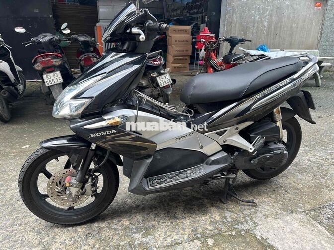 HONDA AIR BLADE ĐEN BẠC