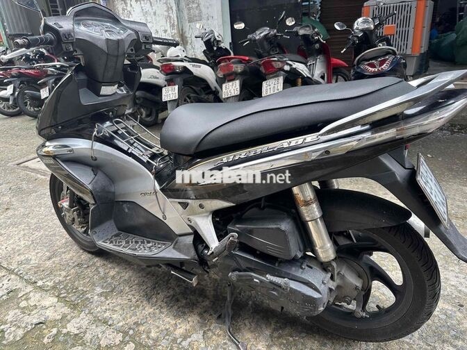HONDA AIR BLADE ĐEN BẠC