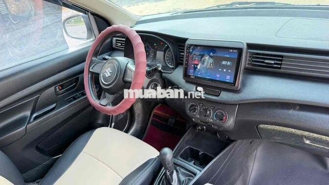 SUZUKI ERTIGA 2019 SỐ SÀN 7 CHỖ BẠC