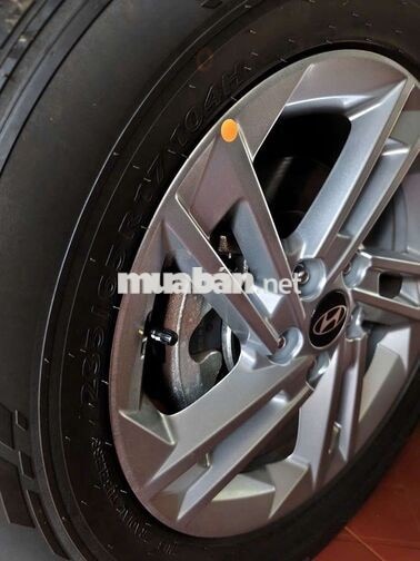 HYUNDAI TUCSON 2026 2.0 MPI TRẮNG