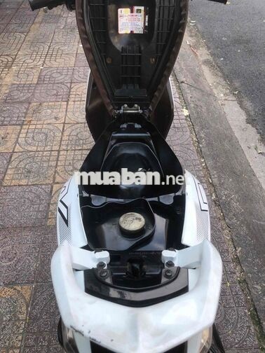 Yamaha Luvias 2016 màu Trắng Bạc