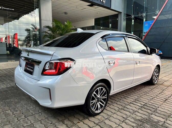 Mitsubishi Attrage 2025 Pre Trắng