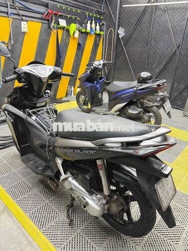 Honda Air Blade 2012 đen xám