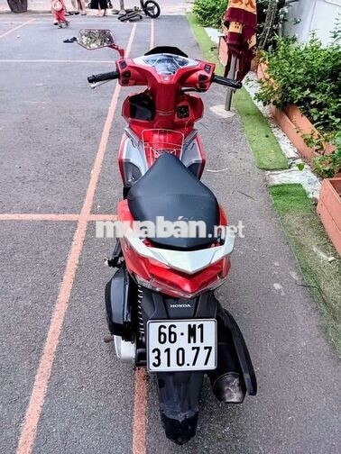 Honda Air Blade 2016 màu Đỏ