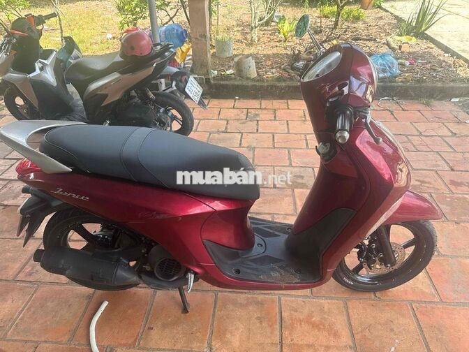 Yamaha Janus 2018 màu đỏ