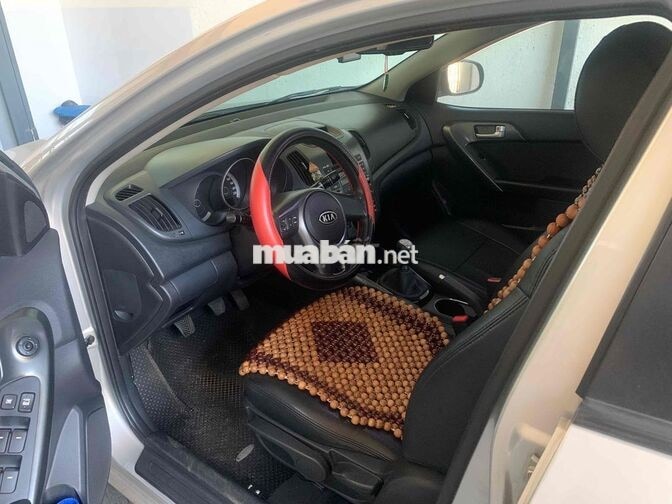 KIA Forte 2011 Số sàn 145.000 km Bạc