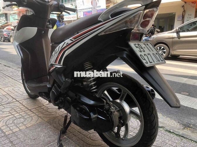 Yamaha Luvias 2016 màu Trắng Bạc