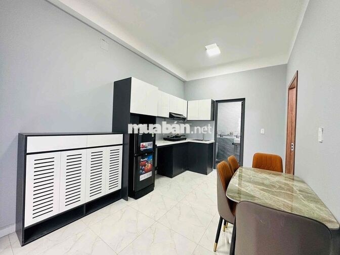 CĂN 2PHÒNG NGỦ 1WC FULL NỘI THẤT BALCON GẦN SVĐ THỐNG NHẤT QUẬN 10