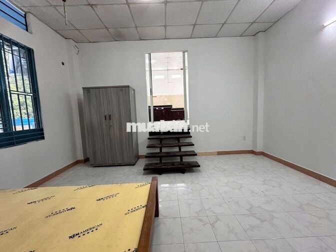 Tôi chính chủ cho thuê nhà có vườn ở gia đình 