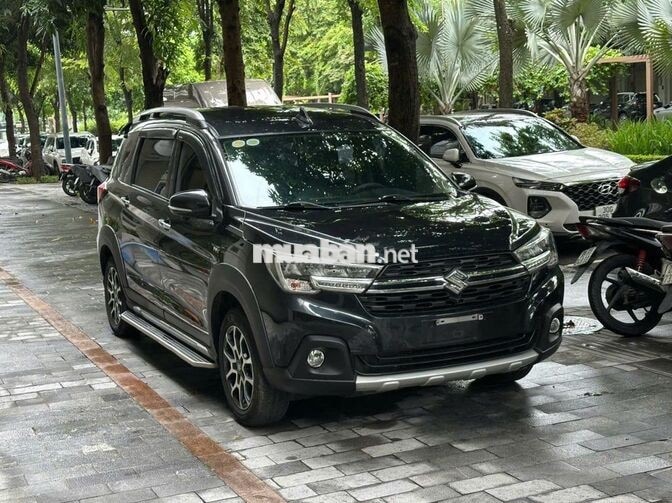 Suzuki XL7 2022 Sport Đen 7 chỗ