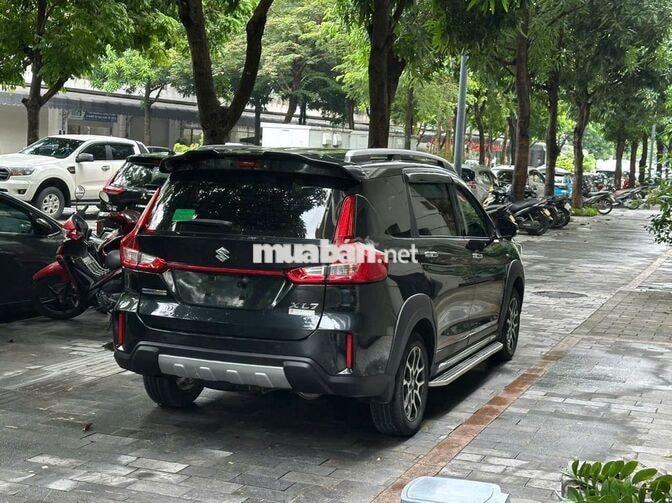 Suzuki XL7 2022 Sport Đen 7 chỗ