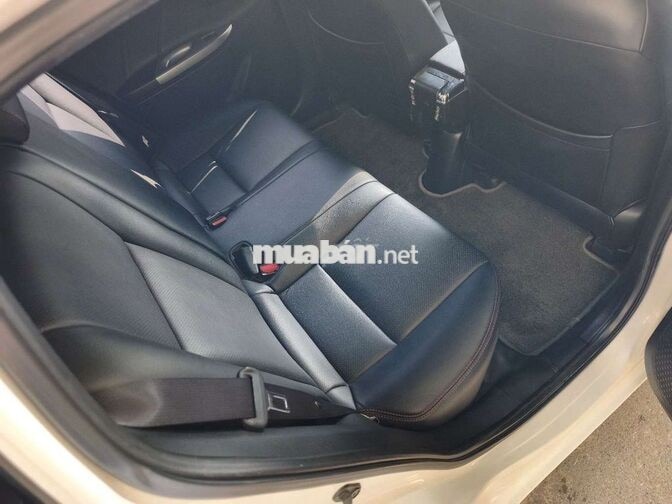 Toyota Yaris 2016 1.3G Trắng