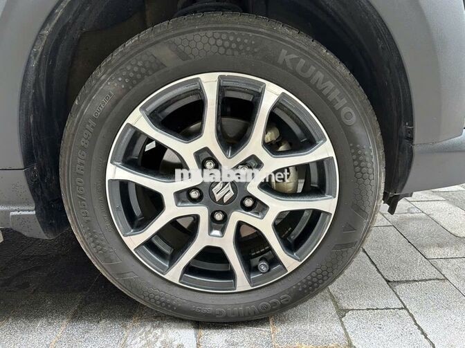 Suzuki XL7 2022 Sport Đen 7 chỗ