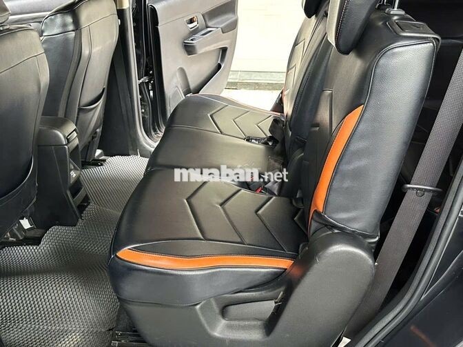 Suzuki XL7 2022 Sport Đen 7 chỗ