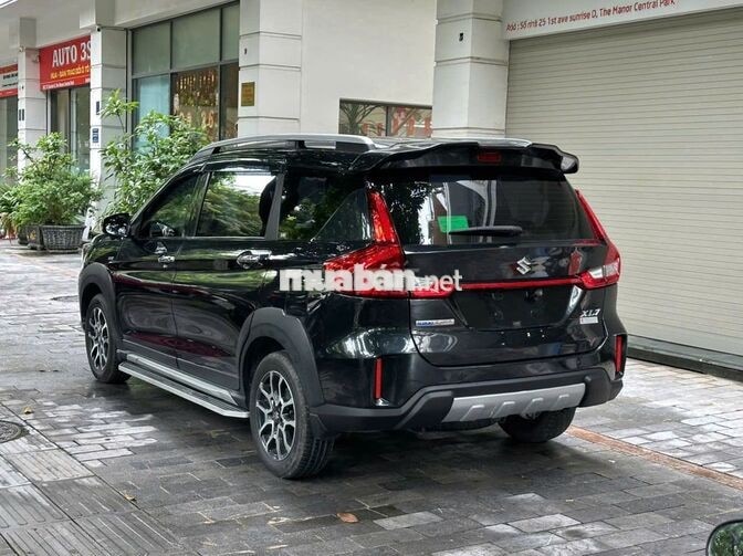 Suzuki XL7 2022 Sport Đen 7 chỗ