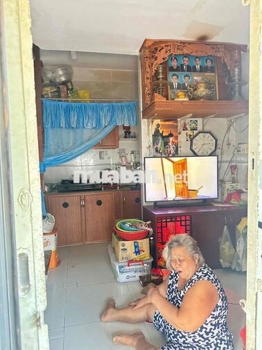 Nhà mặt tiền đối diện công viên số 1 Lý thái tổ gần mặt tiền hùng vươn