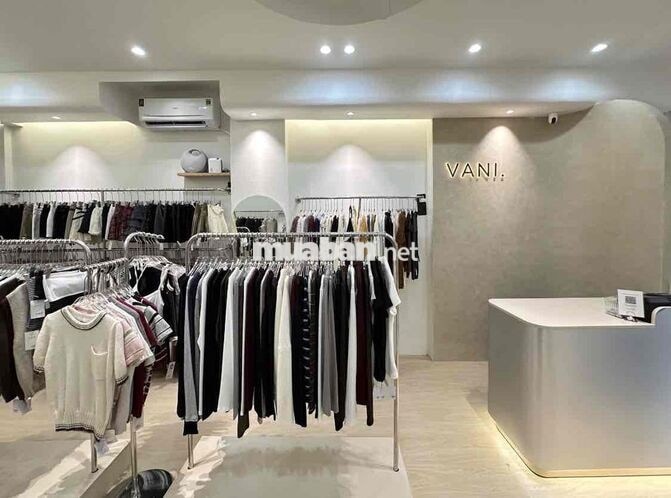 MB 3 TẦNG 2 MT LÊ DUẨN , NGANG :7M CỰC ĐẸP