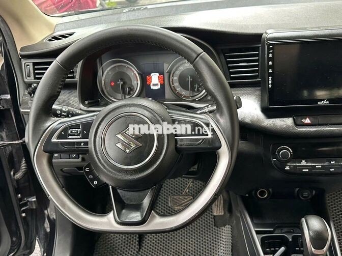 Suzuki XL7 2022 Sport Đen 7 chỗ