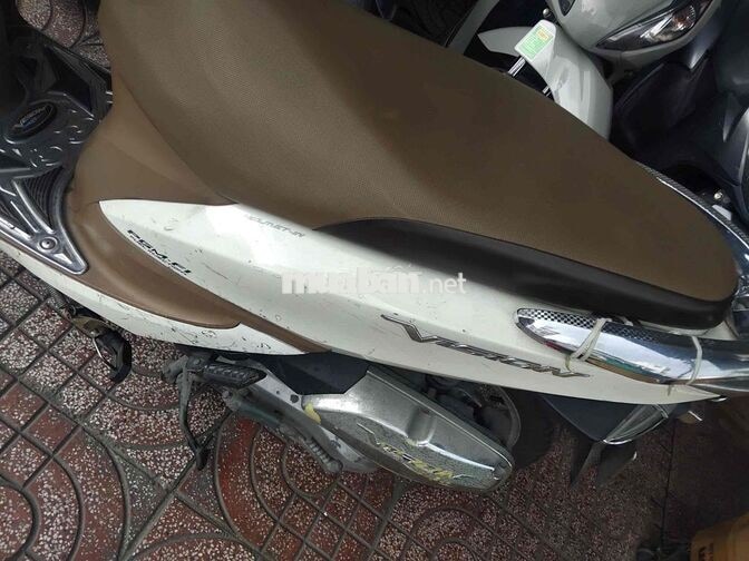 Honda Vision 2013 màu trắng