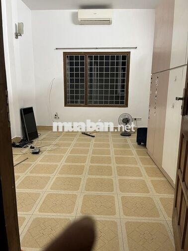 Cho thuê nhà 325 Kim Ngưu, 20m² x 4 tầng, 2PN chỉ 12,5 triệu