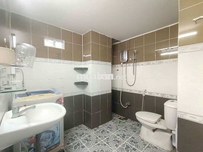 Chính Chủ Căn Hộ 2PN Mặt Tiền Cộng Hòa Đối Diện Sân Bay Gần ETOWN