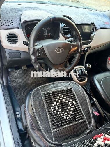 Hyundai Grand i10 2018 Sedan bản đủ
