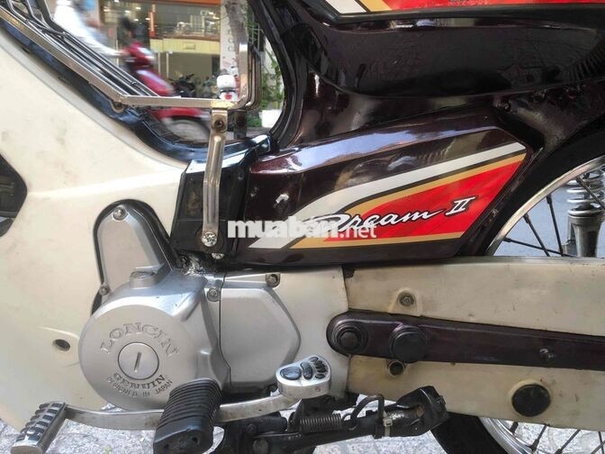 Honda Dream 97cc màu nâu
