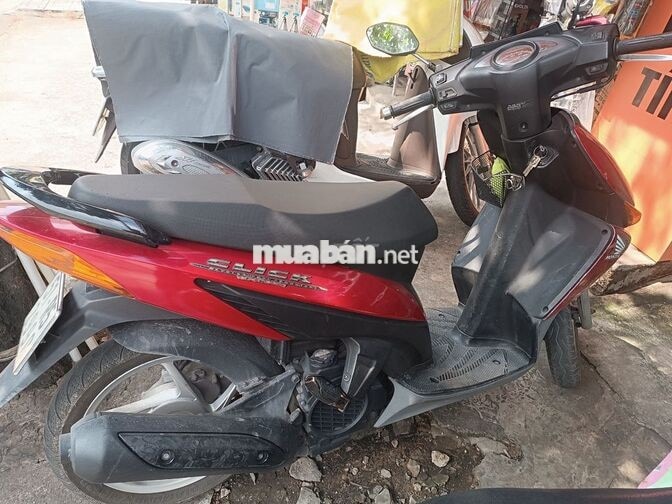 Honda Click 110 Thái Lan màu Đỏ