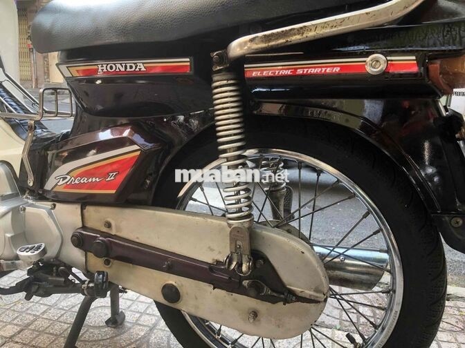 Honda Dream 97cc màu nâu