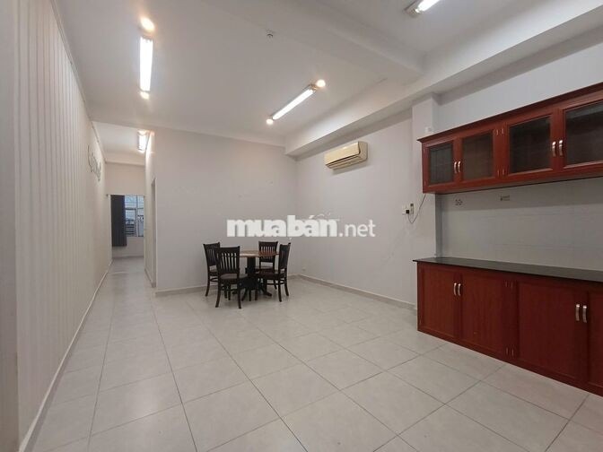 Chính Chủ Căn Hộ 2PN Mặt Tiền Cộng Hòa Đối Diện Sân Bay Gần ETOWN