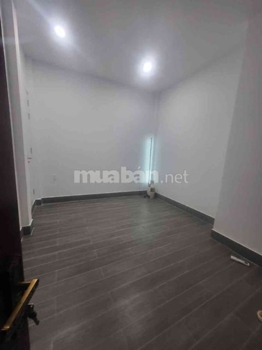 NHÀ BÁN NGAY PHAN HUY ÍCH 5.X TỶ - SÁT EMART, QUANG TRUNG, HẺM XE HƠI 