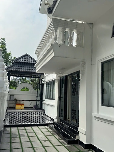 Bán biệt thự KDC 13E Làng Việt Kiều, xã Bình Hưng, Hồ Chí Minh, 203m2