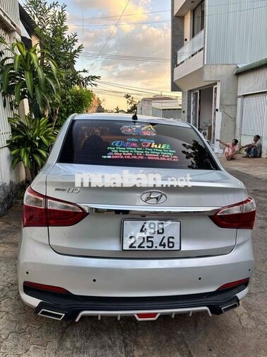 Hyundai Grand i10 2018 Sedan bản đủ