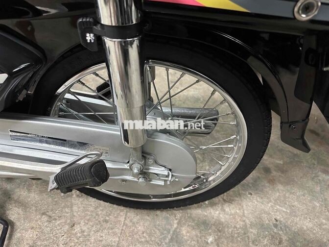 Honda Dream Việt 2003 màu Đen Trắng