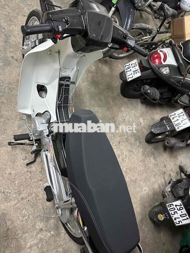Honda Dream Việt 2003 màu Đen Trắng