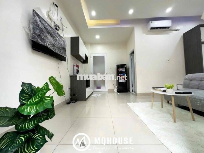 Cho thuê căn studio ban công máy giặt riêng full nt 3 tháng 2 quận 10